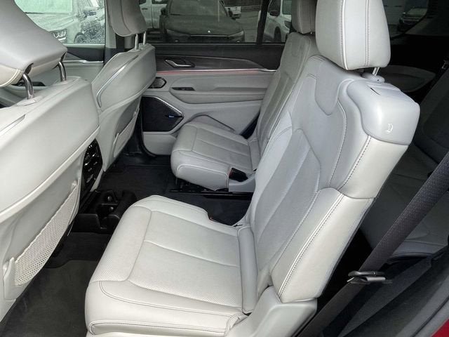 2022 Jeep Grand Cherokee L Overland 4x4