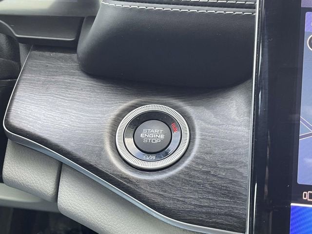 2022 Jeep Grand Cherokee L Overland 4x4