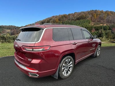 2022 Jeep Grand Cherokee L Overland 4x4