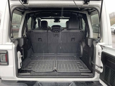 2024 Jeep Wrangler 4-Door Recon 4x4