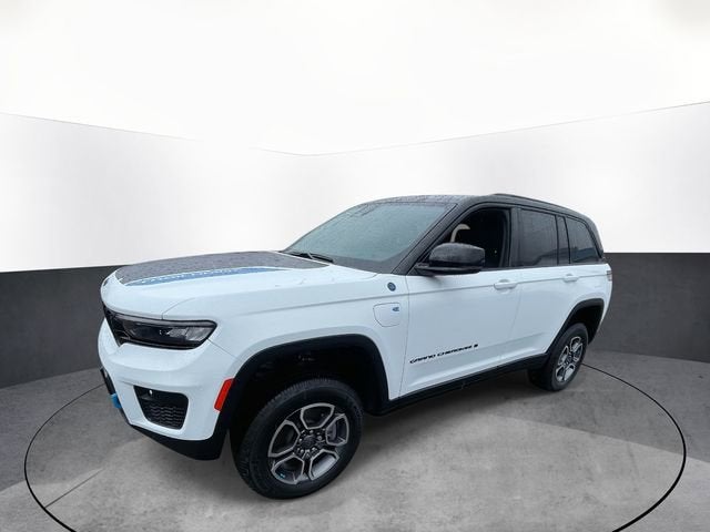 2023 Jeep Grand Cherokee 4xe Trailhawk