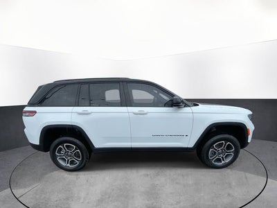 2023 Jeep Grand Cherokee 4xe Trailhawk