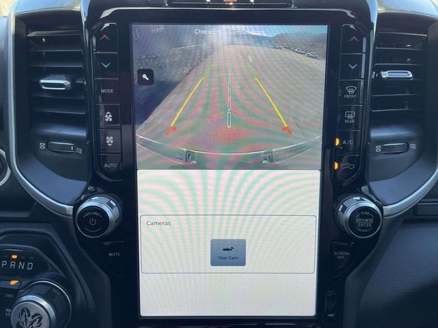 2022 RAM 1500 Big Horn Quad Cab 4x4 6'4" Box