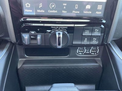 2022 RAM 1500 Big Horn Quad Cab 4x4 6'4" Box