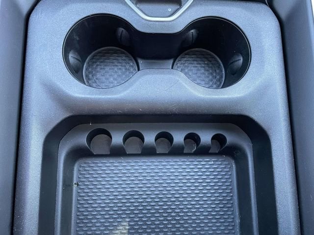 2022 RAM 1500 Big Horn Quad Cab 4x4 6'4" Box