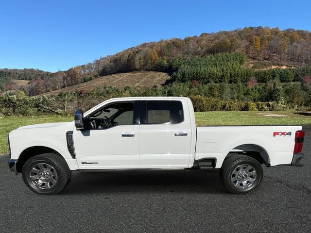2025 Ford F-250 LARIAT