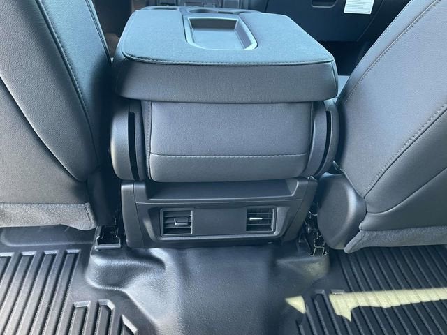 2026 Chevrolet Silverado 3500 HD WT DRW