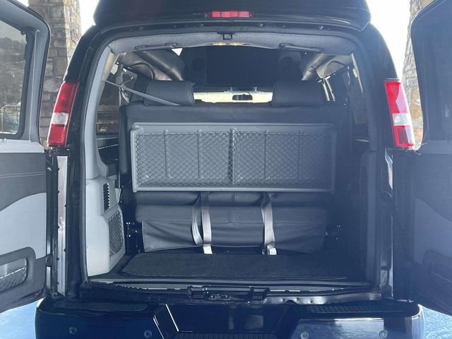 2022 Chevrolet Express Cargo 2500 WT