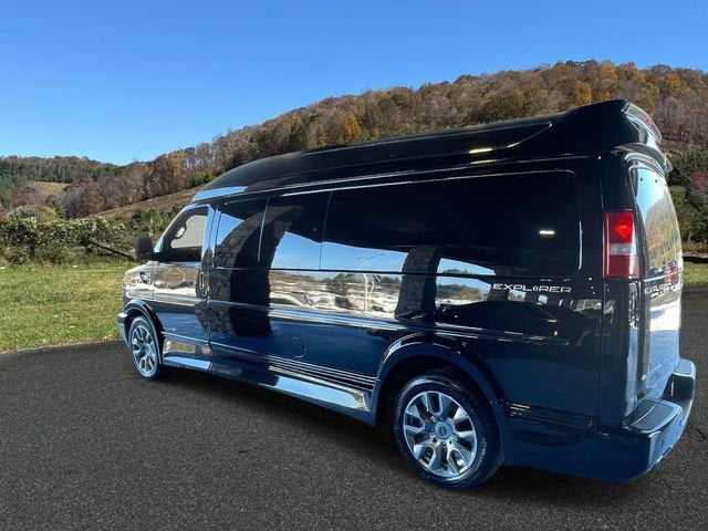 2022 Chevrolet Express Cargo 2500 WT