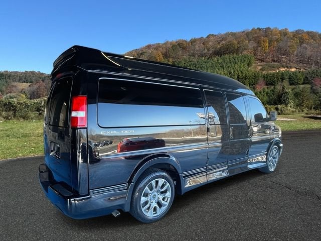 2022 Chevrolet Express Cargo 2500 WT