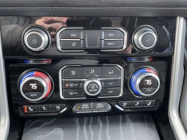 2022 GMC Yukon XL Denali