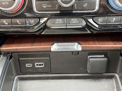 2023 GMC Yukon XL Denali Ultimate