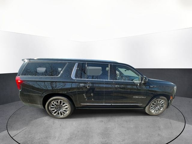 2023 GMC Yukon XL Denali Ultimate