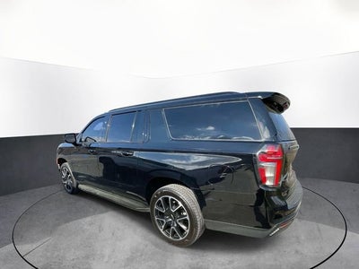 2023 Chevrolet Suburban RST