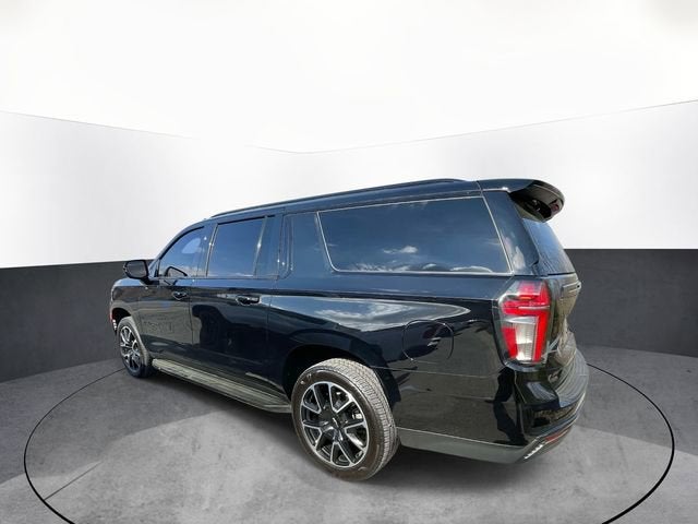 2023 Chevrolet Suburban RST