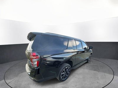2023 Chevrolet Suburban RST