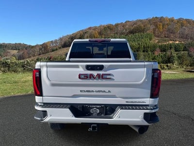 2025 GMC Sierra 2500 HD Denali