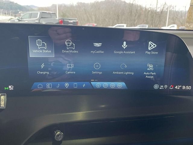 2026 Cadillac VISTIQ Sport