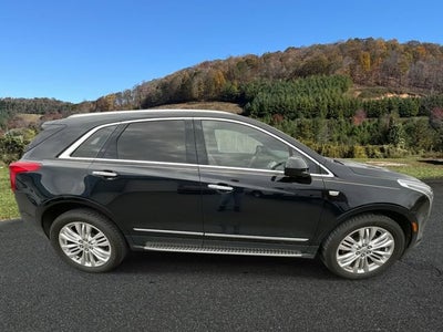 2017 Cadillac XT5 Premium Luxury FWD