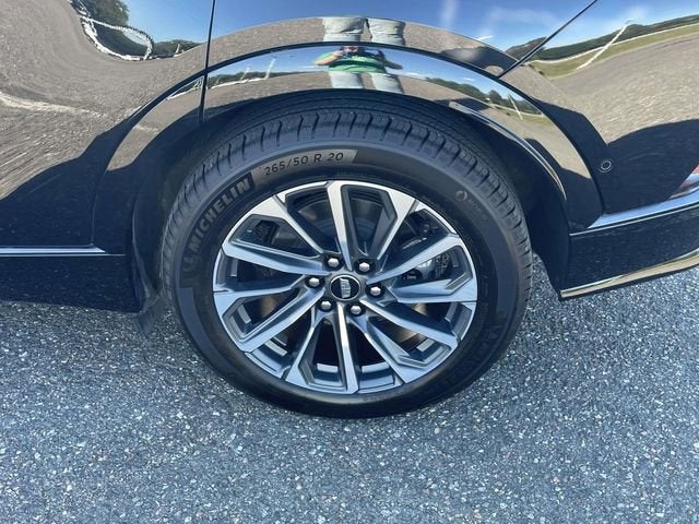 2024 Cadillac LYRIQ Sport 2