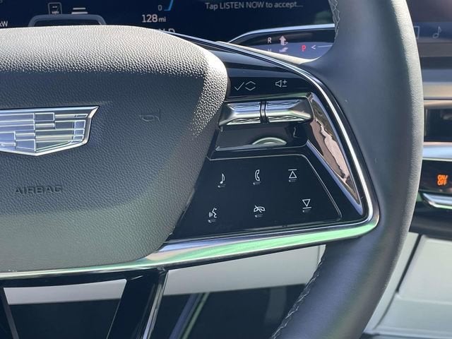 2024 Cadillac LYRIQ Sport 2