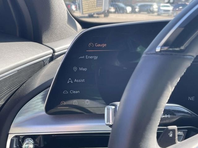 2024 Cadillac LYRIQ Sport 2