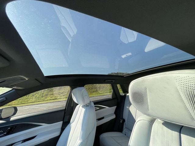 2024 Cadillac LYRIQ Sport 2