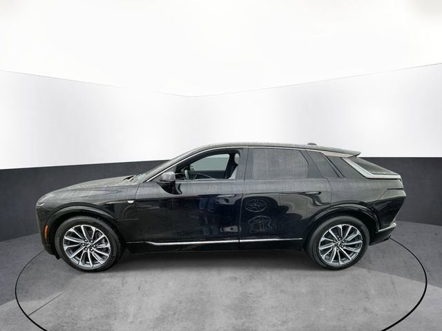 2024 Cadillac LYRIQ Sport 2