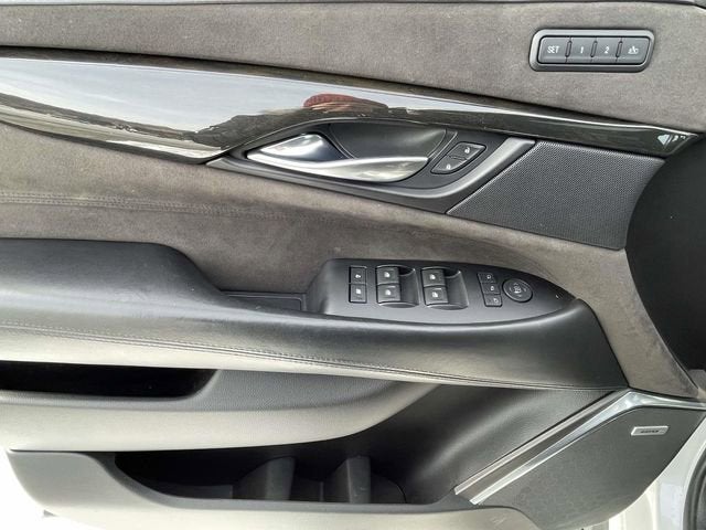 2018 Cadillac Escalade Platinum