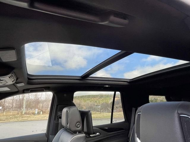 2023 Cadillac Escalade Sport