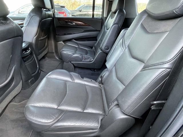 2018 Cadillac Escalade ESV Luxury