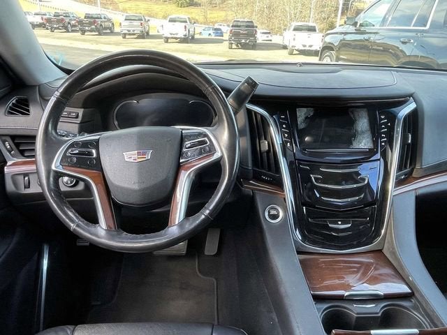 2018 Cadillac Escalade ESV Luxury
