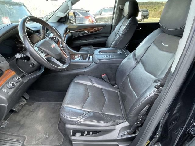 2018 Cadillac Escalade ESV Luxury