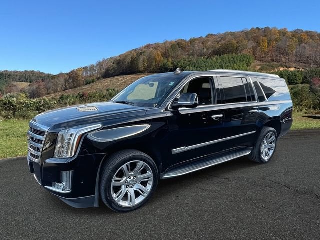 2018 Cadillac Escalade ESV Luxury