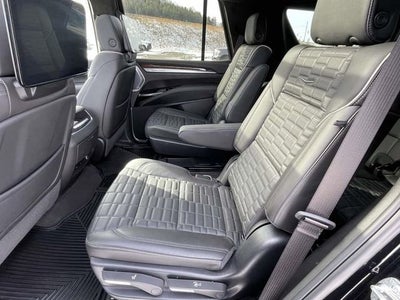 2025 Cadillac Escalade Sport Platinum