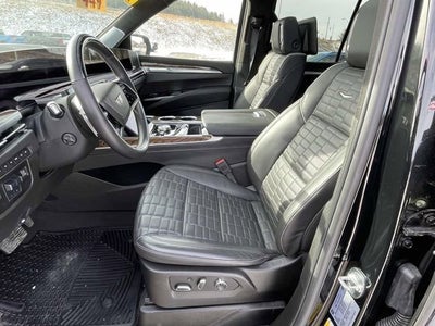 2025 Cadillac Escalade Sport Platinum