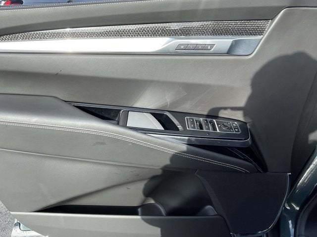 2025 Cadillac Escalade ESV Escalade-V ESV