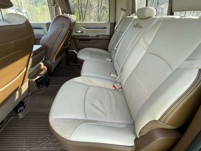 2021 RAM 3500 Laramie Crew Cab 4x4 8' Box