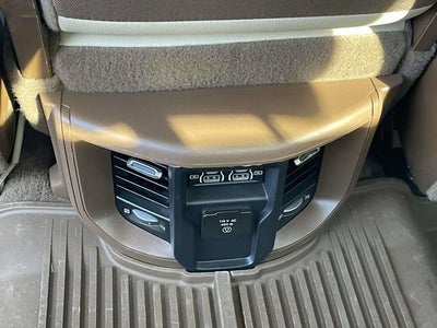 2021 RAM 3500 Laramie Crew Cab 4x4 8' Box
