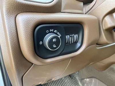 2021 RAM 3500 Laramie Crew Cab 4x4 8' Box