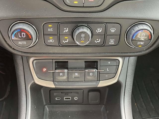 2023 GMC Terrain Denali