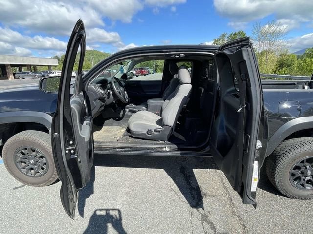 2022 Toyota Tacoma SR V6