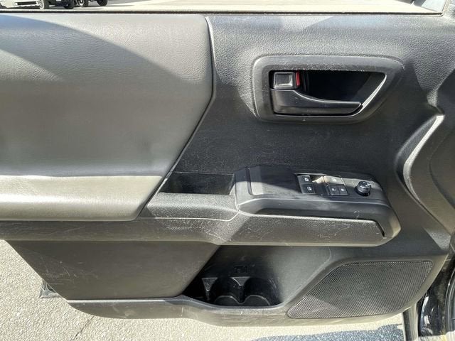 2022 Toyota Tacoma SR V6