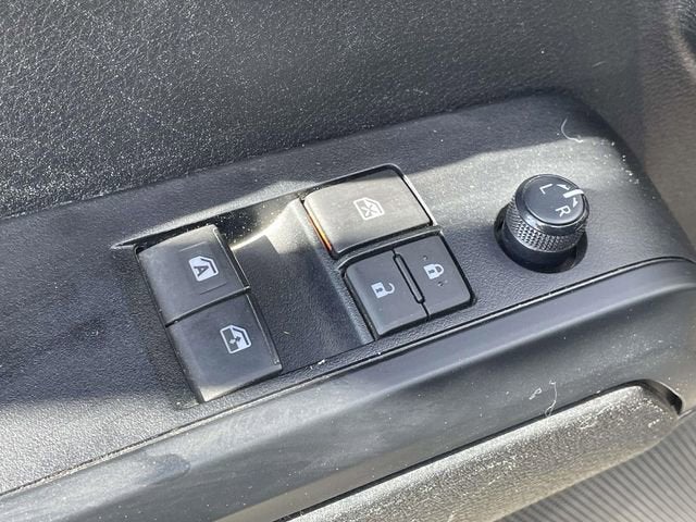 2022 Toyota Tacoma SR V6