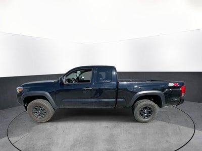 2022 Toyota Tacoma SR V6