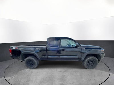 2022 Toyota Tacoma SR V6