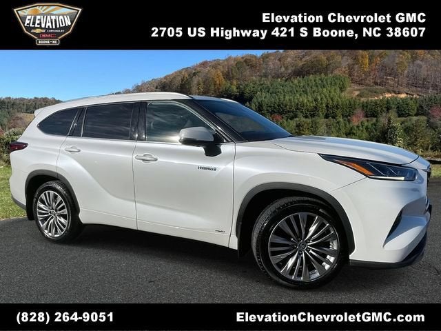 2021 Toyota Highlander Hybrid Platinum