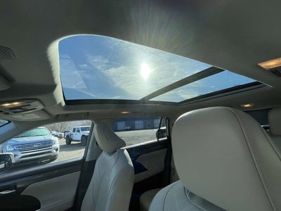 2021 Toyota Highlander Hybrid Platinum