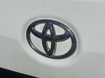 2011 Toyota Sienna Base V6