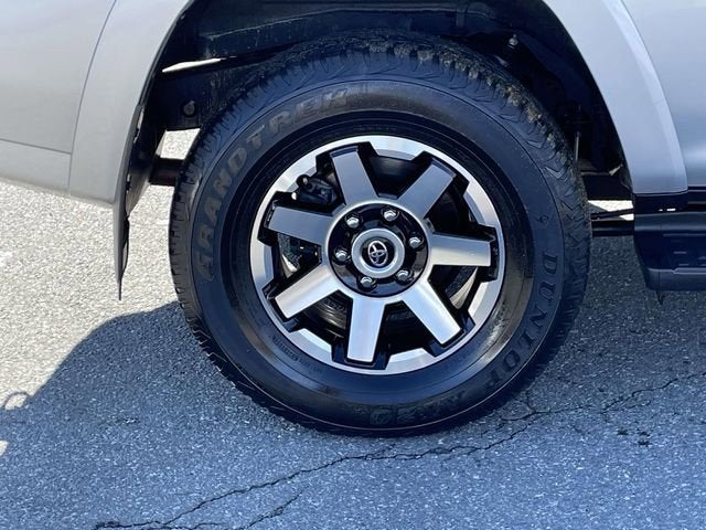 2024 Toyota 4Runner TRD Off Road